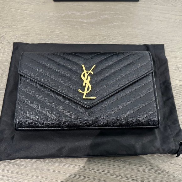 SAINT LAURENT Black Monogramme Envelope Chain Wallet Bag - Picture 2 of 15